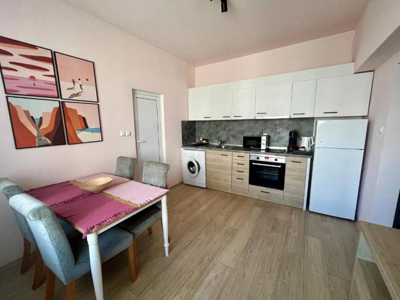 Studio Thermi Sun